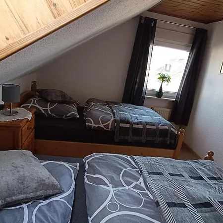 Schoene Helle Fuer 2 Personen Rüsselsheim